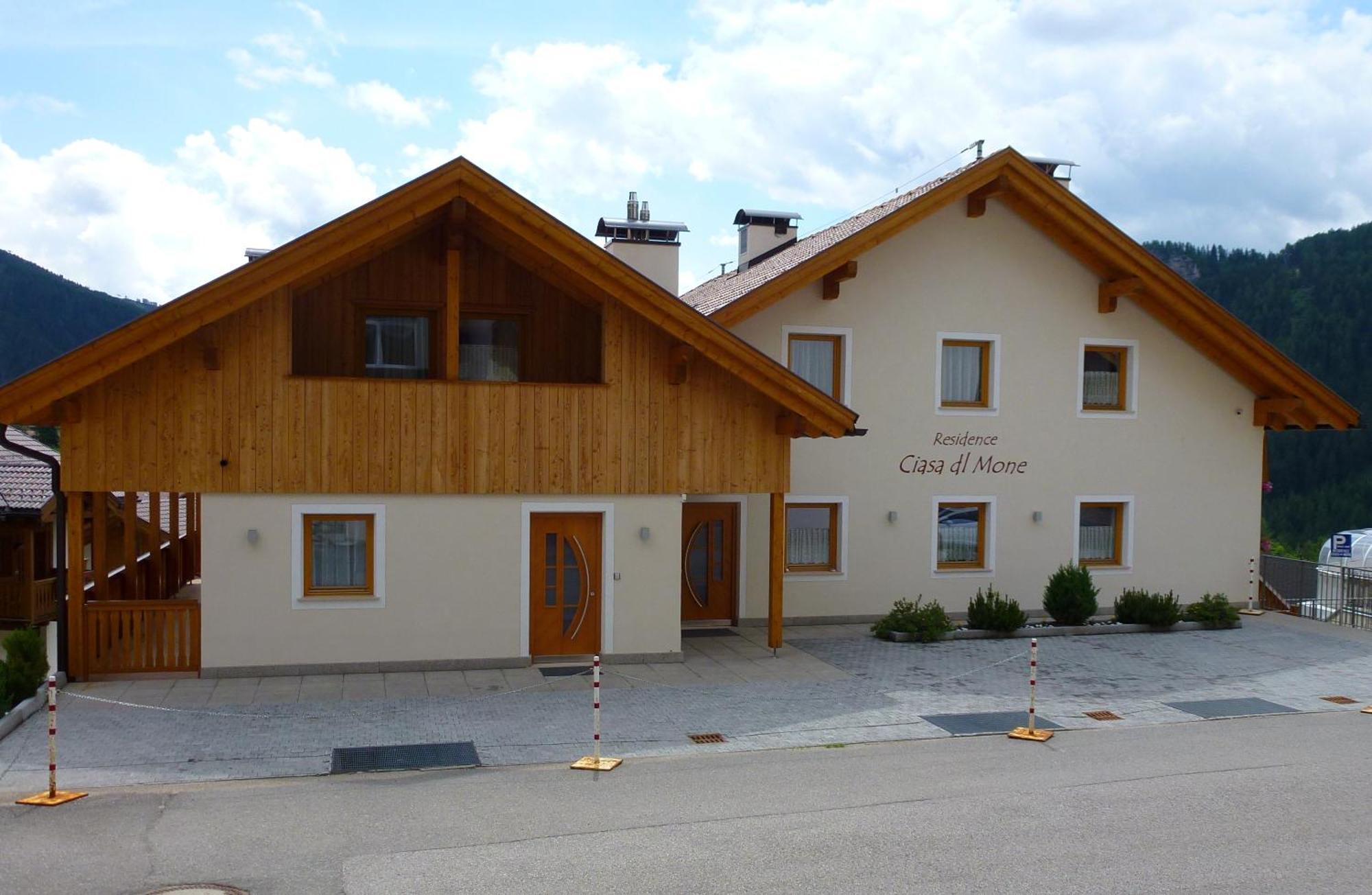 Residence Ciasa Dl Mone Colfosco Eksteriør bilde