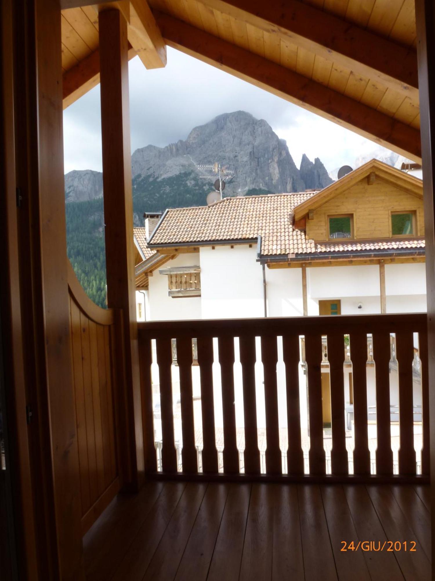 Residence Ciasa Dl Mone Colfosco Eksteriør bilde